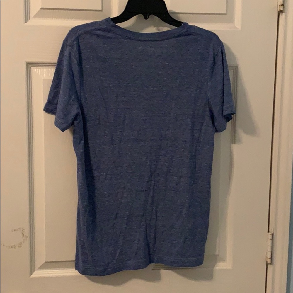 🌼SALE🌼 Hang Ten Men’s T-Shirt - Picture 3 of 3